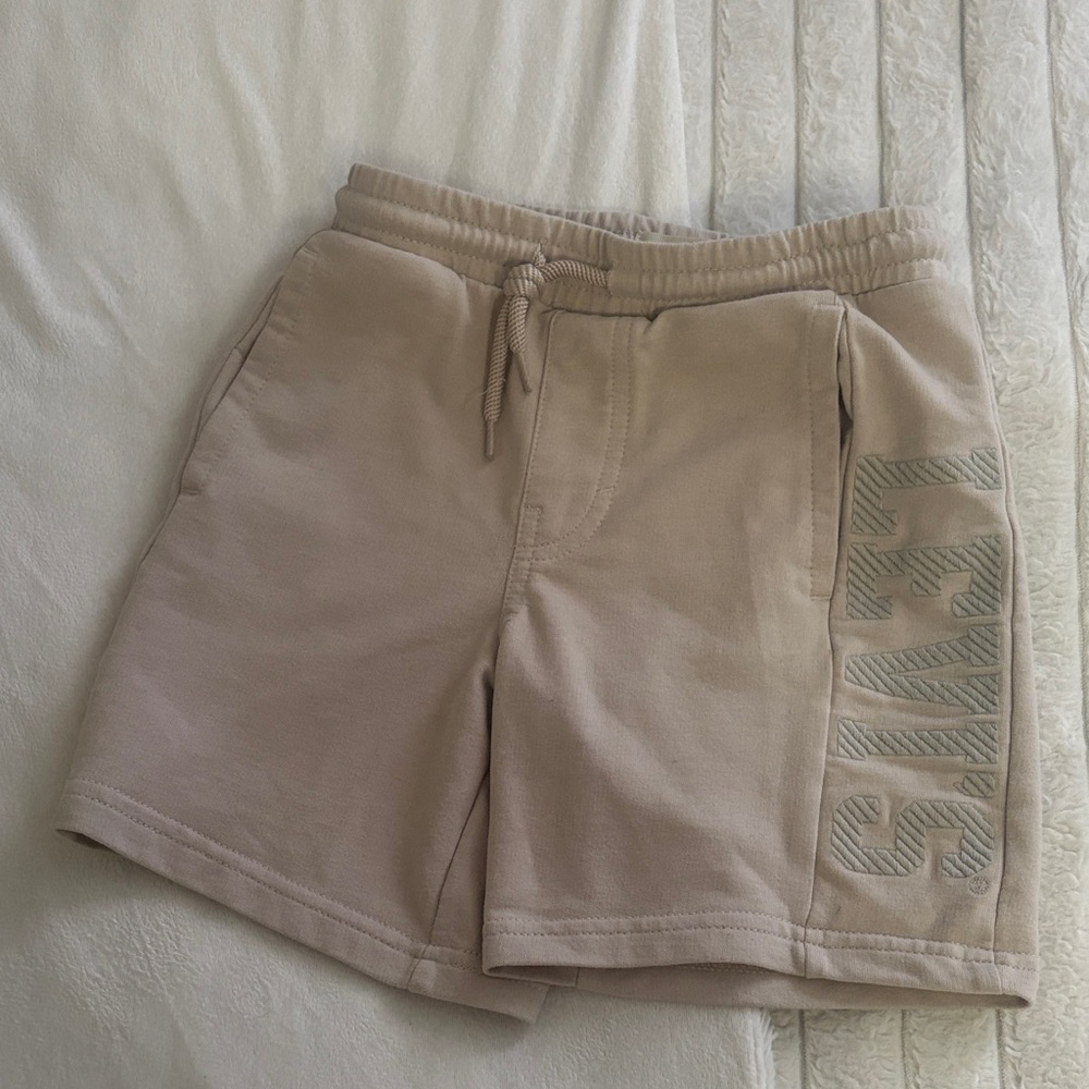 Levi's Beige  Shorts